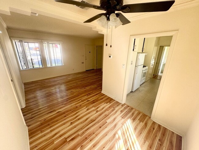 Photo - Spacious 2 bedroom, 2 bathroom Unit 205 N Kenneth Rd