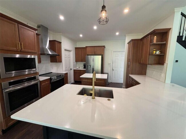 Photo - 768 Laurel W Ln