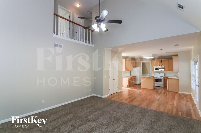 Photo - 2102 Shin Ct NE