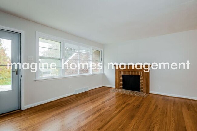 Photo - Recently Remodeled Home in St. Louis. Pets...