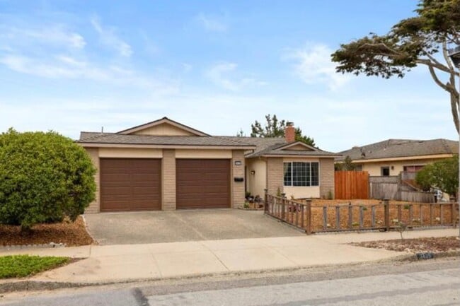 3135 Messinger Dr