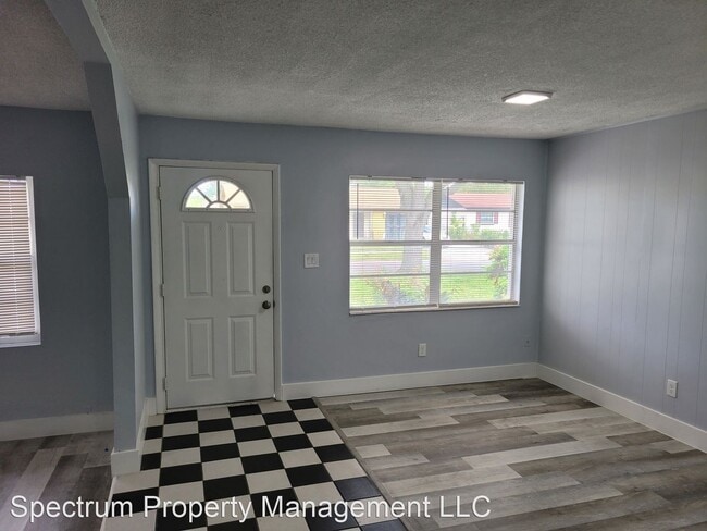 Photo - 3 br, 2 bath House - 4712 Pleasant Valley Ct