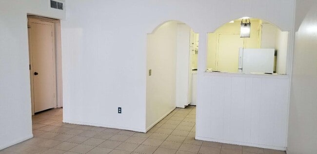Amberwood Apartments