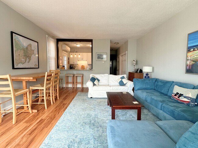 Photo - Winter Rental: Pirate's Cove (Pet-friendly!)