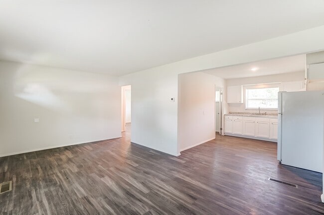 Photo - Jefferson Manor Apartments