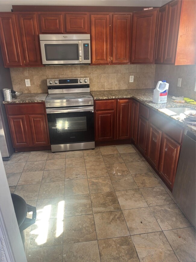 Photo - 253-28 149th Rd Unit 2