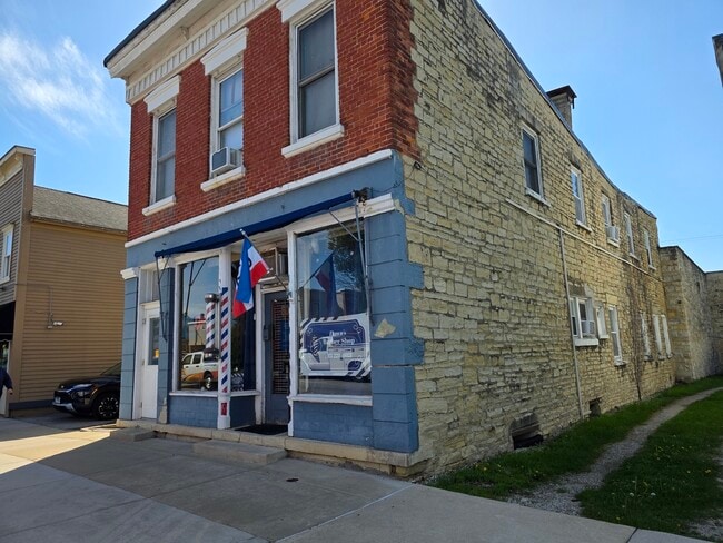 Building Photo - 809 S State St Unit 3