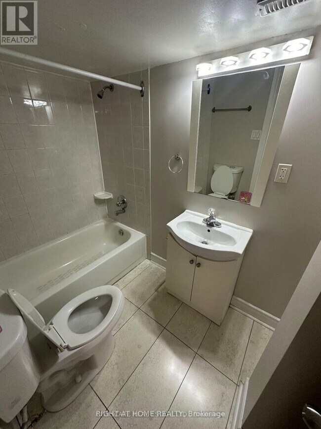 Photo - 56 Stanwell Dr