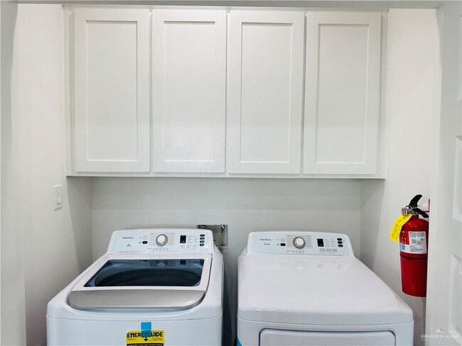 Photo - 10 Clarence Dr Unit 4