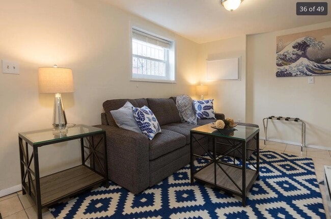 Photo - 10 Saddlewood Ct
