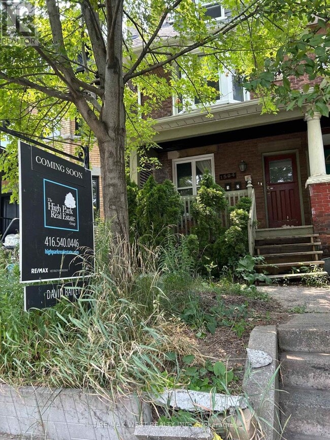 Photo - 1504 Dufferin St