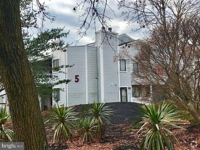 Building Photo - 506 Shelby Ct Rental