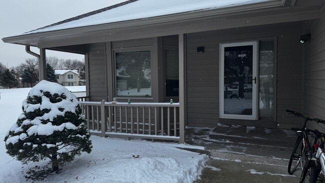 Photo - 8700 Loch Lomond Blvd