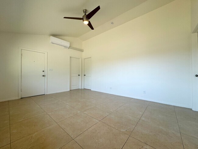Photo - 73485 Shadow Mountain Dr Unit 02