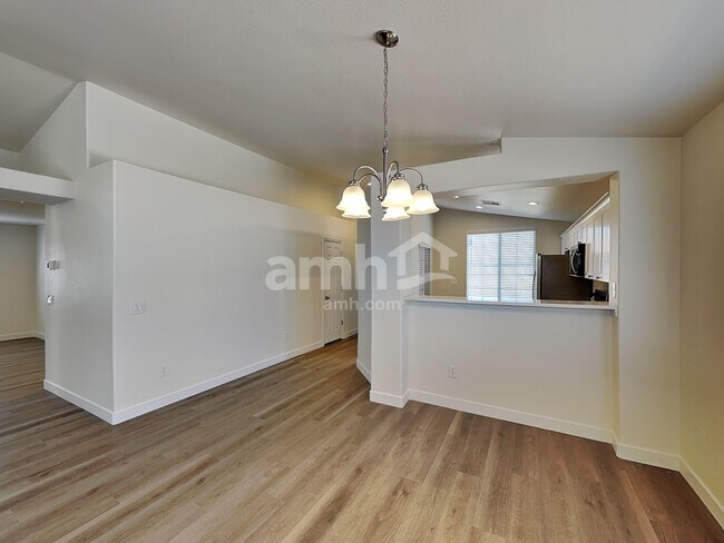 Photo - 5239 N 104th Dr