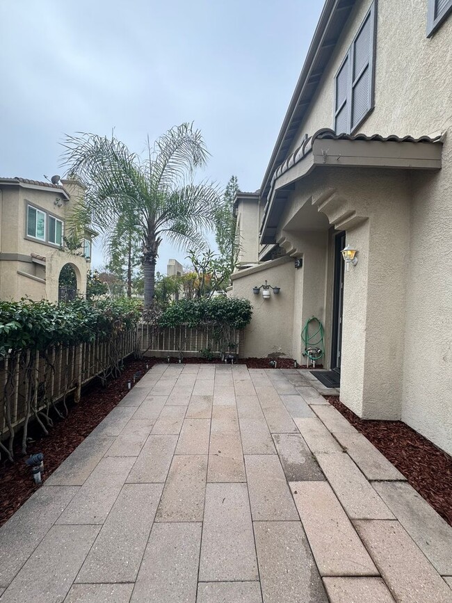 Photo - 3 Bed 2.5 Bath Townhome in Orange