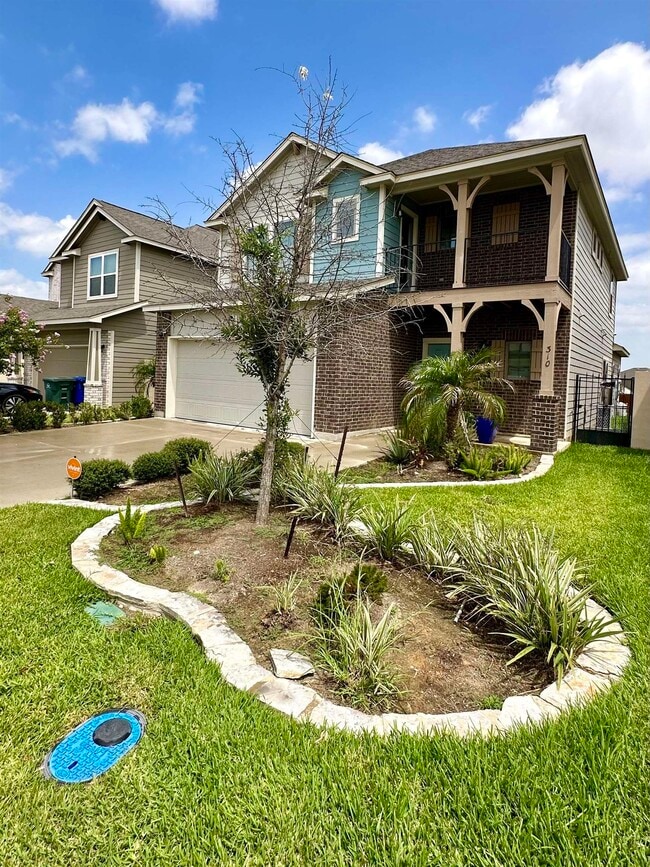 Photo - 310 Baywater Hill Ln