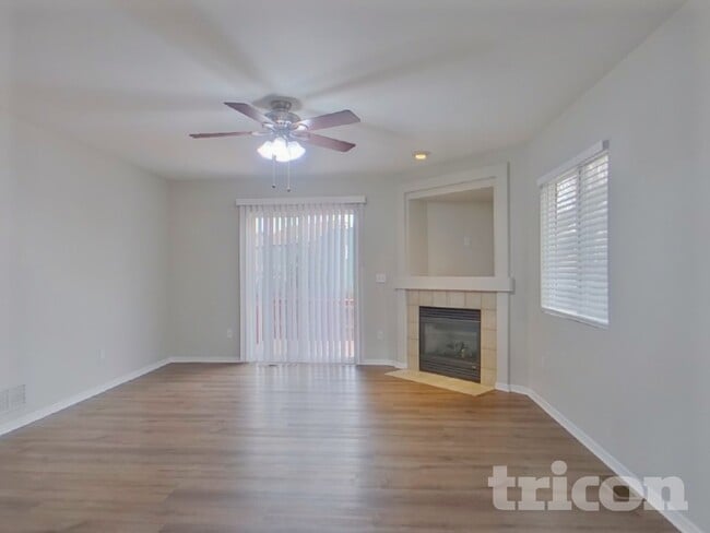 Photo - 8095 Oliver Rd