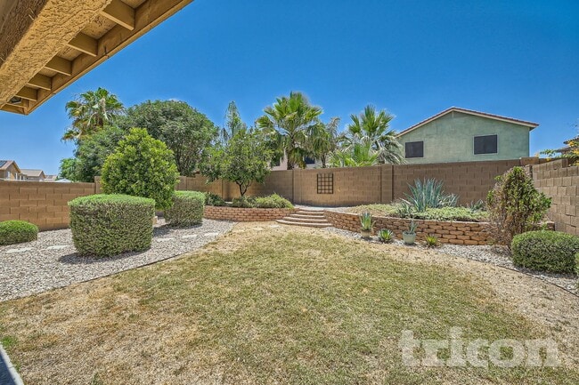 Photo - 1351 E Stirrup Ln