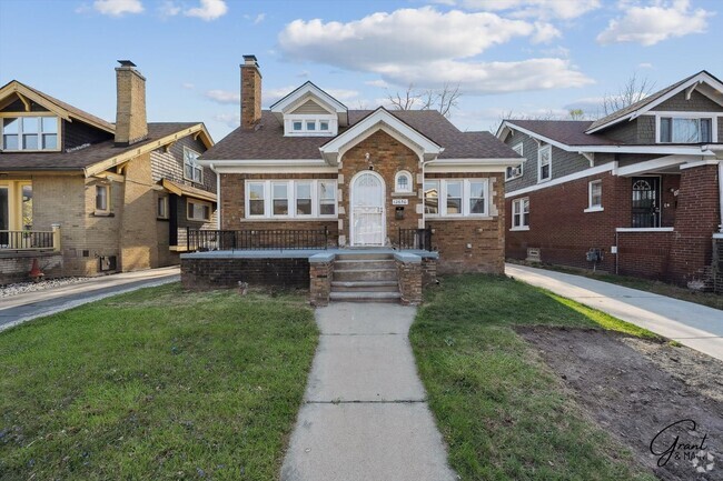 Building Photo - 3 bedroom 2 bath $1350 Rental