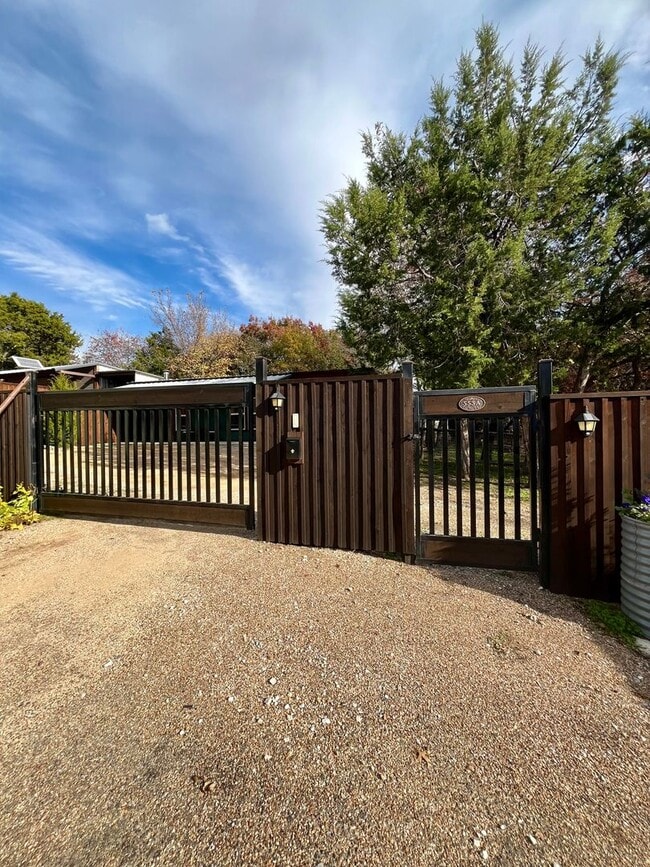 Photo - ALL BILLS INCLUDED!!! Studio Apartment - Country Living at its Best - FURNISHED