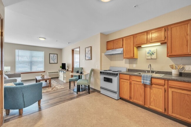 Photo - Oak Grove Senior Apartments