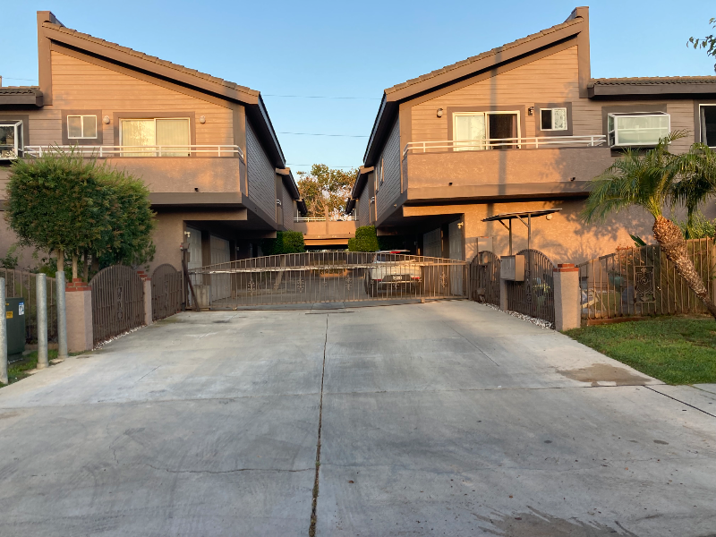 Photo - 17509 Yukon Ave Townhome