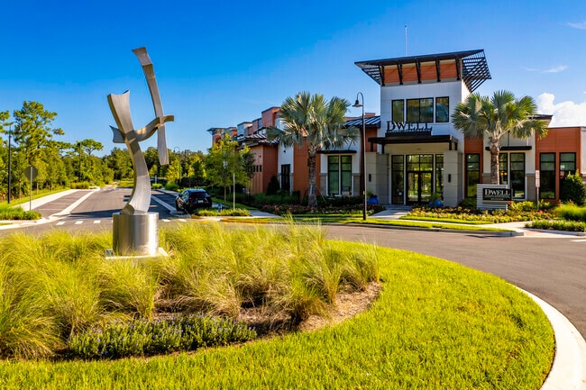 500 Sugar Mill Rd Oviedo, FL 32765