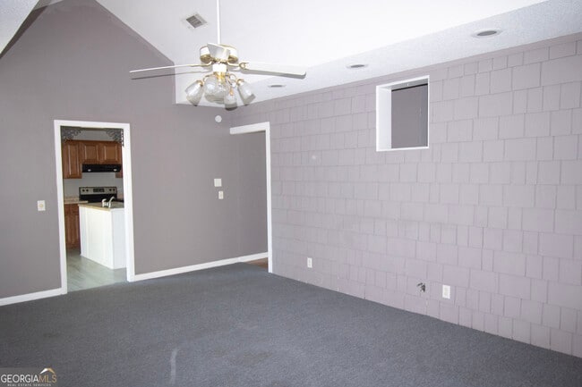 214 Valley Rd