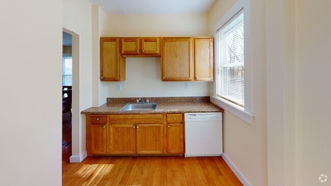 Building Photo - 32 Martland Ave Unit 2 Rental