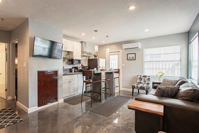 Photo - 1235 22nd Ave S