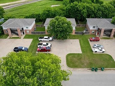 Photo - 892 W Vanderbilt St Unit 4D