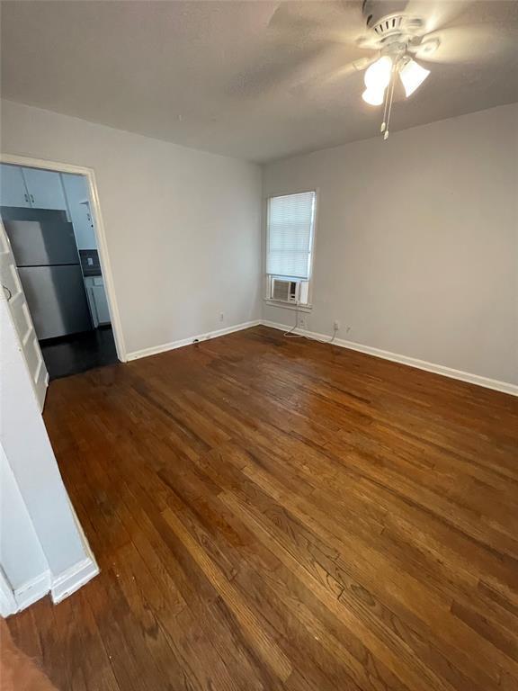 Photo - 3510 Robinson Ave