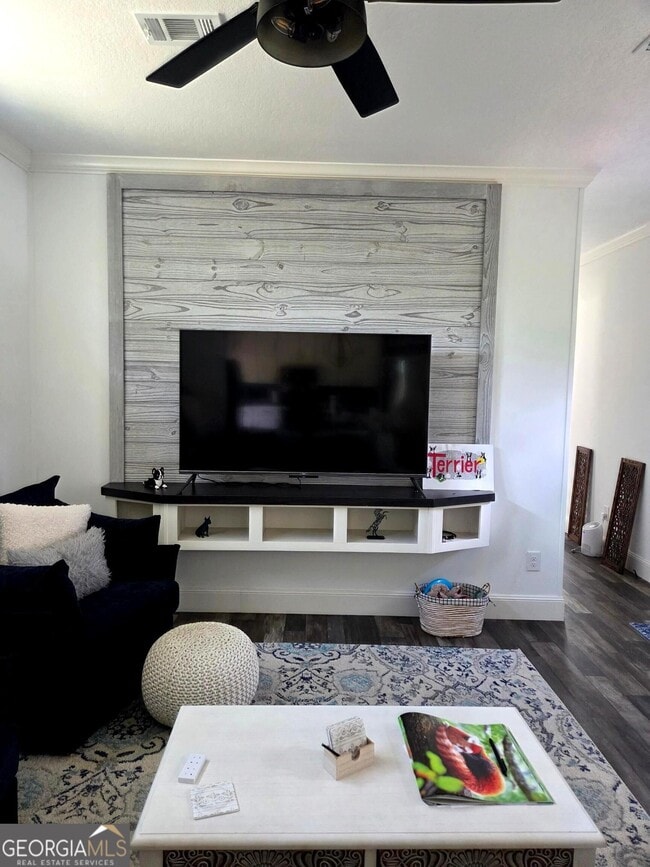 Photo - 147 McIntyre Rd