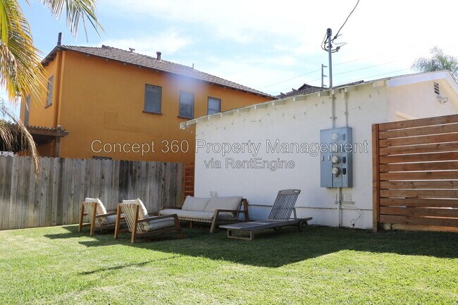 4727 E Colorado St Unit B