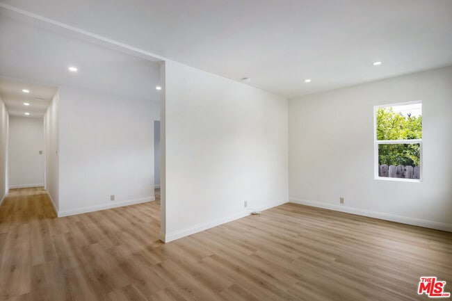 Photo - 1720 N Ave 45