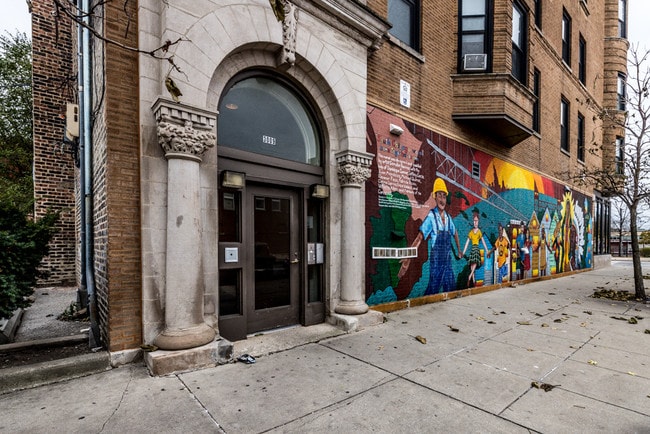 Photo - 9001 S Commercial Ave