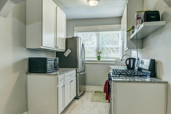 Photo - 5951 McPherson Ave Unit 2E