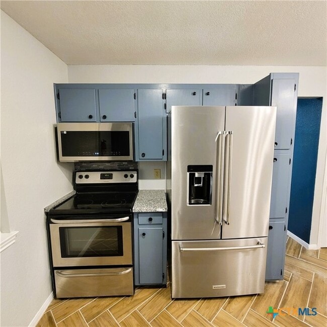 Photo - 309 Erby Ave Unidad B