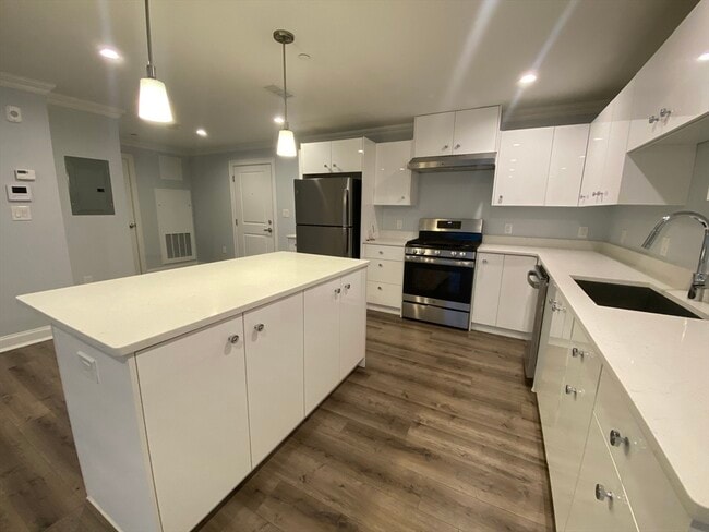 Photo - 918 Providence Hwy Unit 216