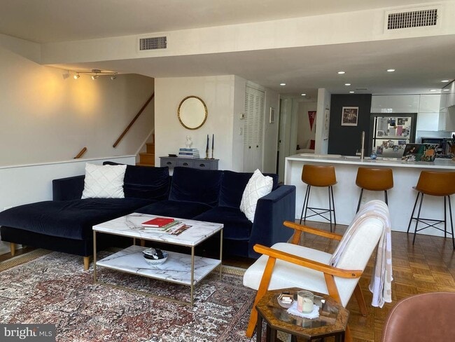 Photo - 501 Spruce St