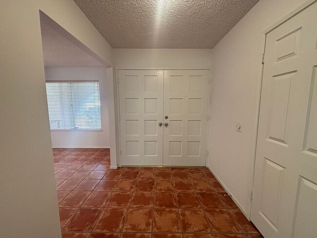 2615 WEST AVENUE J-8