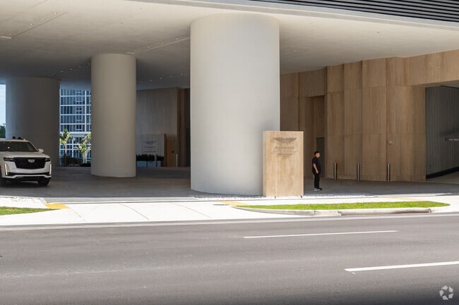 300 Biscayne Boulevard Way - Entrada - Aston Martin Residences