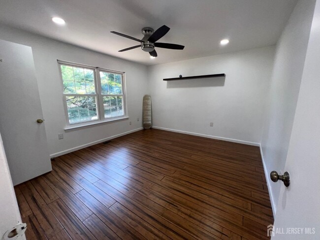 Photo - 68 Delancy Ct