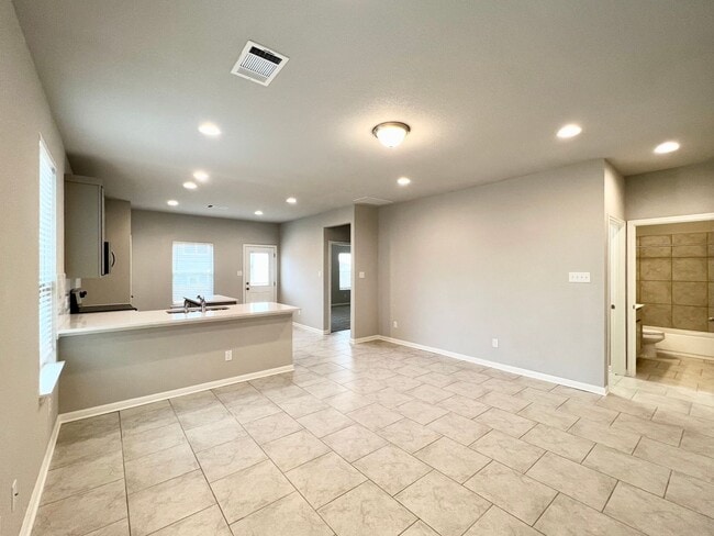 Photo - Home for lease