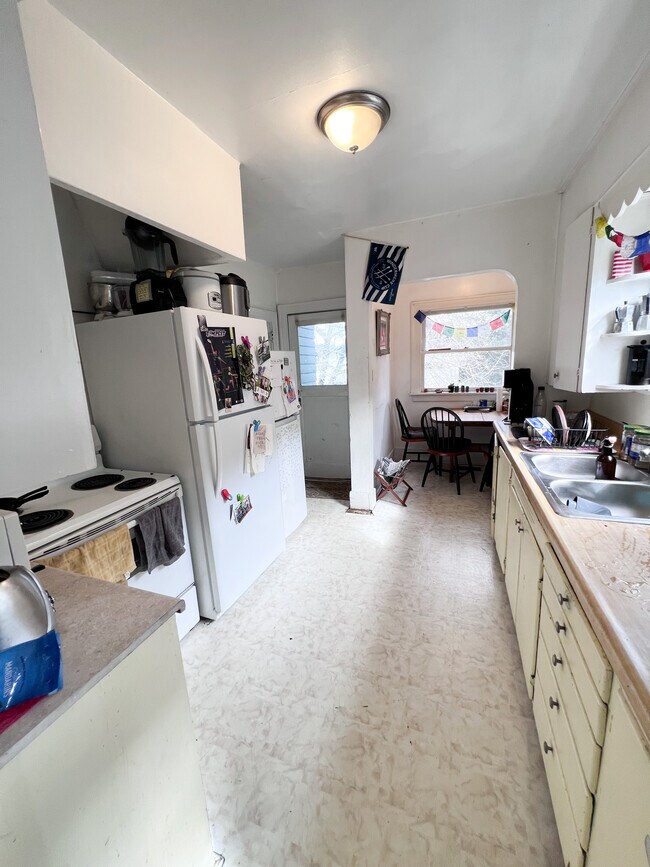 Photo - 4020 Unit 4022