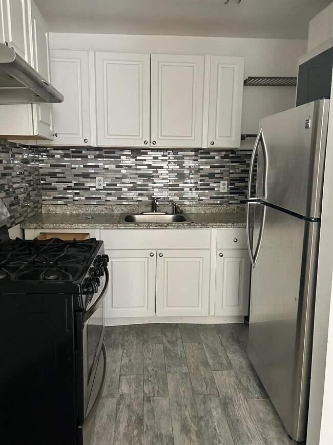 Photo - 344 Pavonia Ave Unit 4