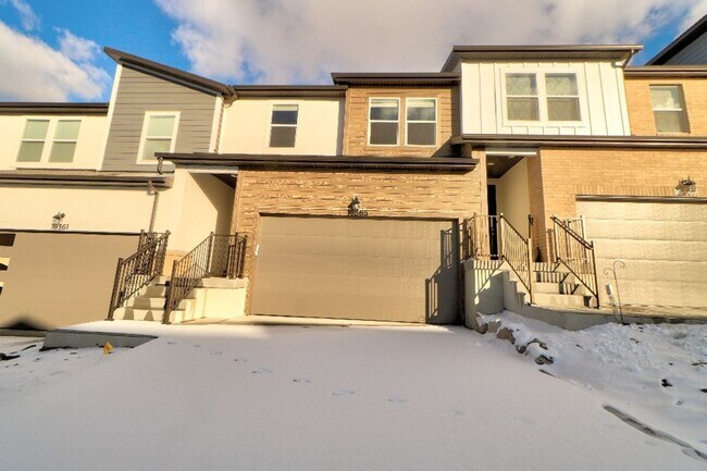 Photo - Pet Friendly Brand new Construction