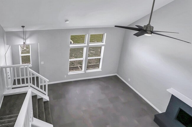 Photo - 401 S Cannady Dr