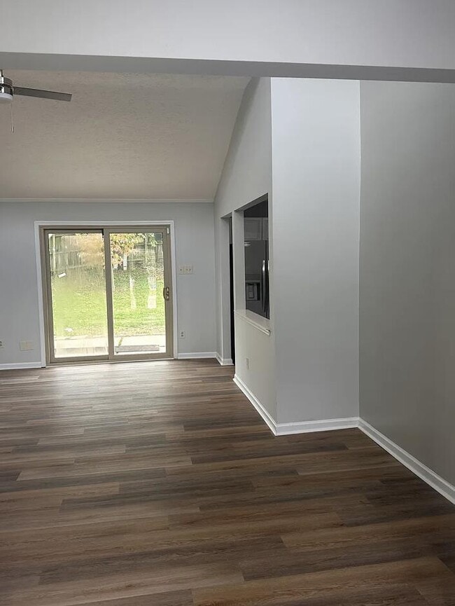 Photo - 3317 Oaklyn Ct